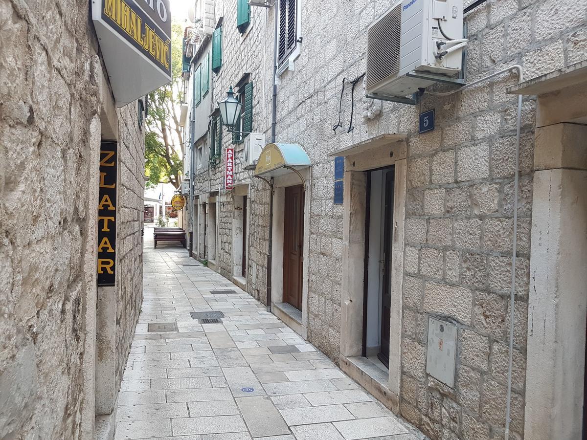Apartment Ivanka Omis Exterior photo